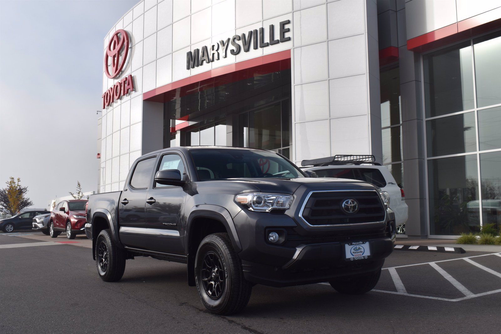 New 2020 Toyota Tacoma 4WD SR5 Double Cab 5′ Bed V6 AT (Natl)